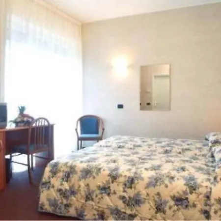 Hotel Engadina 3*
