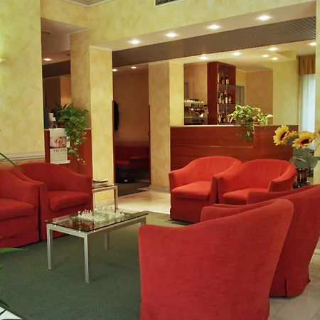 Hotel Engadina 3*