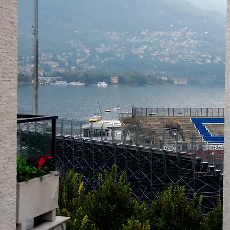 Engadina Szálloda Como