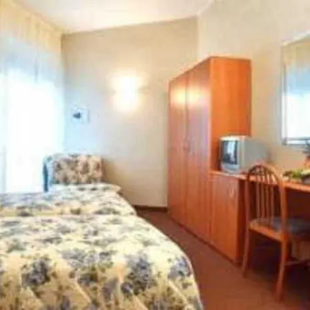 Hotel Engadina