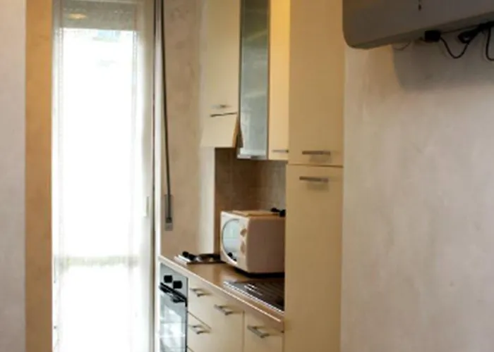 Отель Engadina Комо