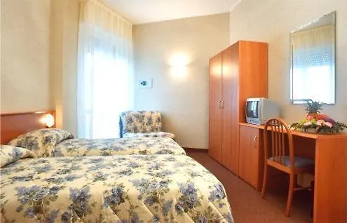 Hotel Engadina 3*